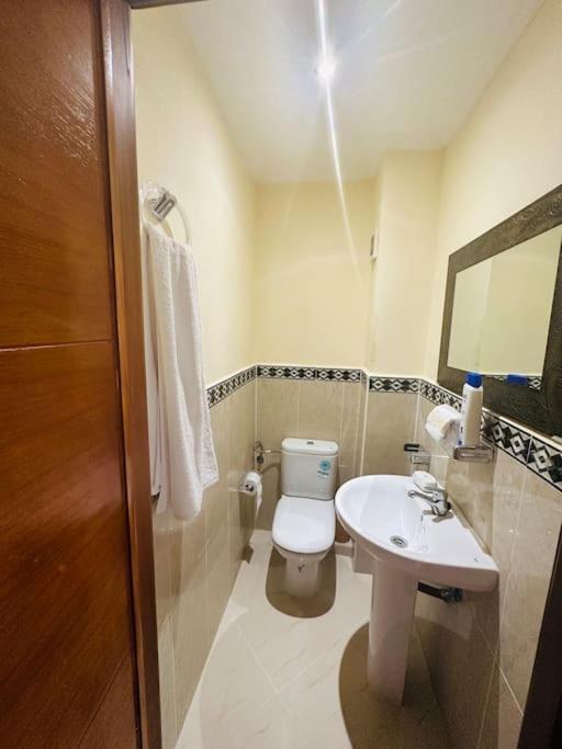 Apartamento Vacacional Achakar Playa&Piscina! タンジェ エクステリア 写真